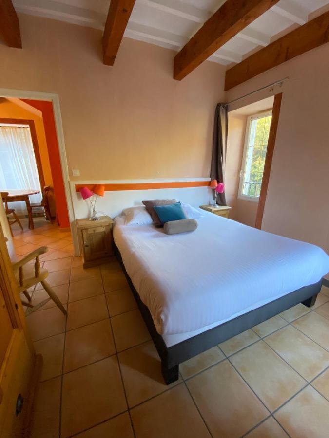 Logis Hotel Restaurant Le Domaine De L'Eau Vive Largentiere Luaran gambar
