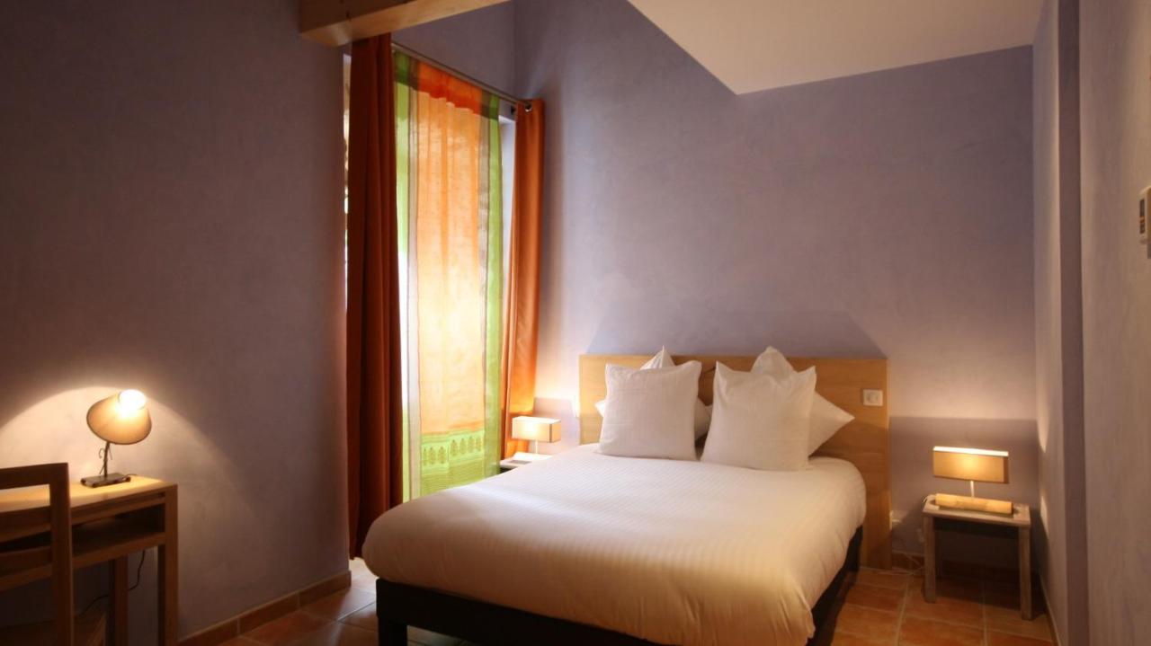 Logis Hotel Restaurant Le Domaine De L'Eau Vive Largentiere Luaran gambar