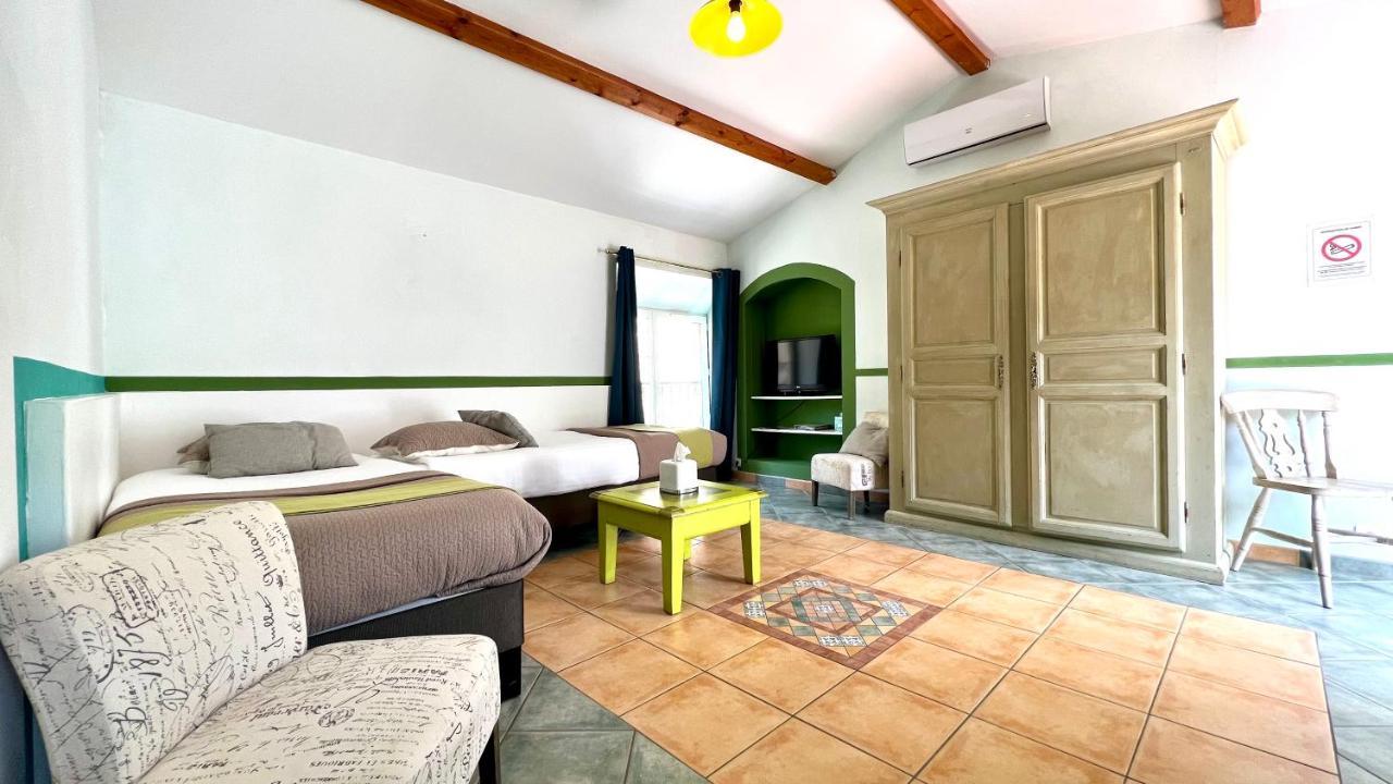 Logis Hotel Restaurant Le Domaine De L'Eau Vive Largentiere Luaran gambar
