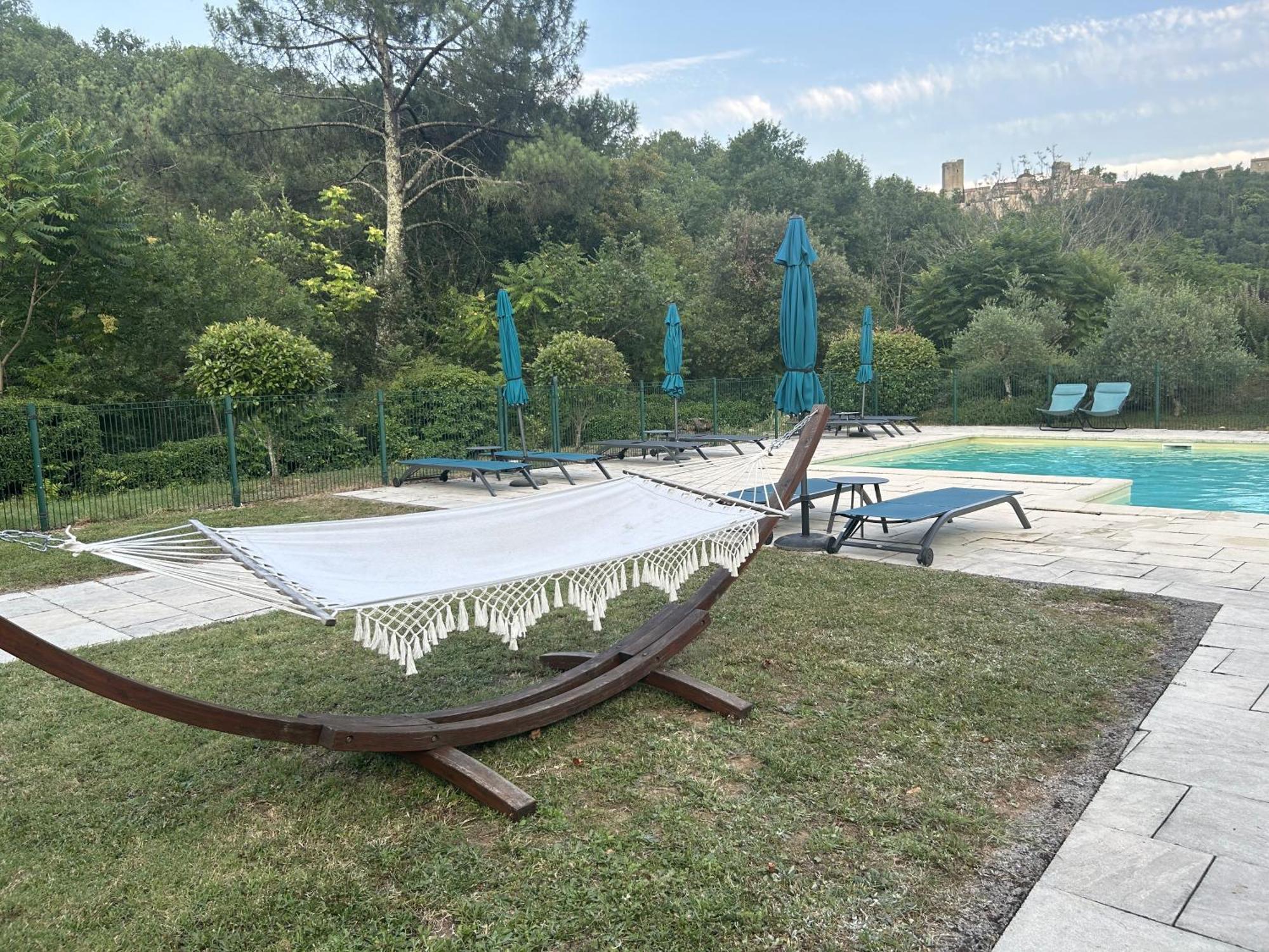 Logis Hotel Restaurant Le Domaine De L'Eau Vive Largentiere Luaran gambar