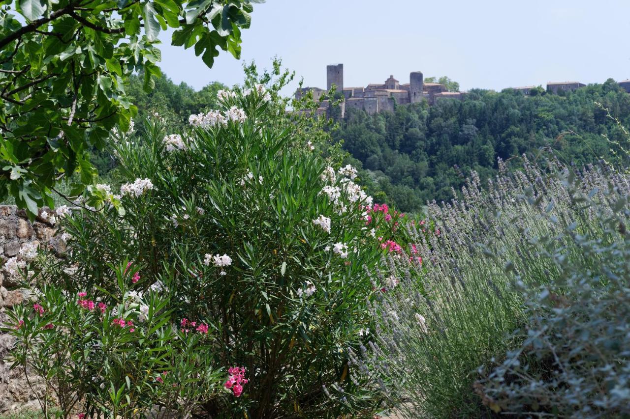 Logis Hotel Restaurant Le Domaine De L'Eau Vive Largentiere Luaran gambar